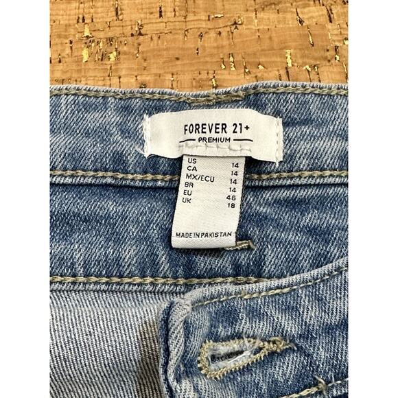 Forever 21 Size 14 Denim Flared Jeans Medium Wash Denim High Rise Premium - Picture 5 of 9
